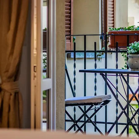 Apartament Loppia Secret Garden By Wonderful Italy